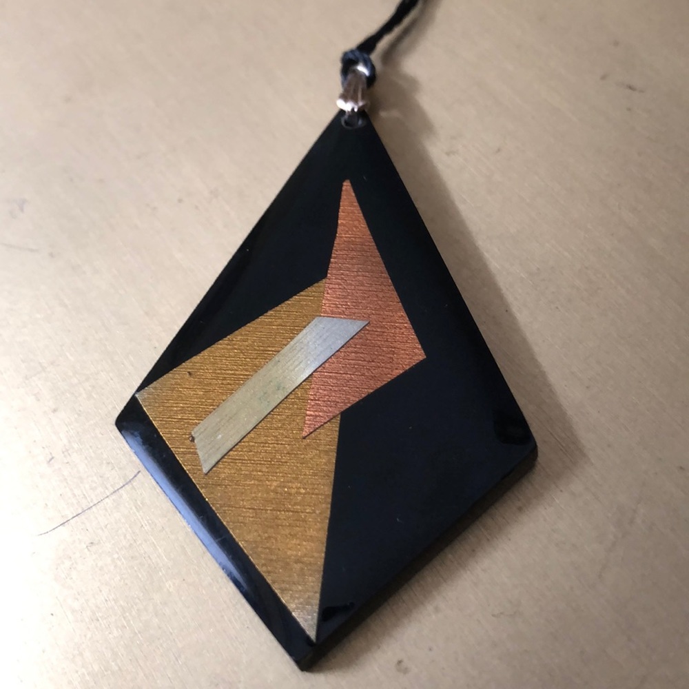 Charles Jourdan pendant